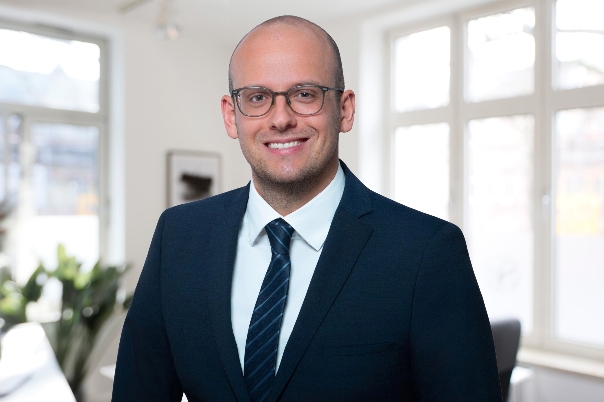 Luca Mertens – Anwalt Luca Mertens